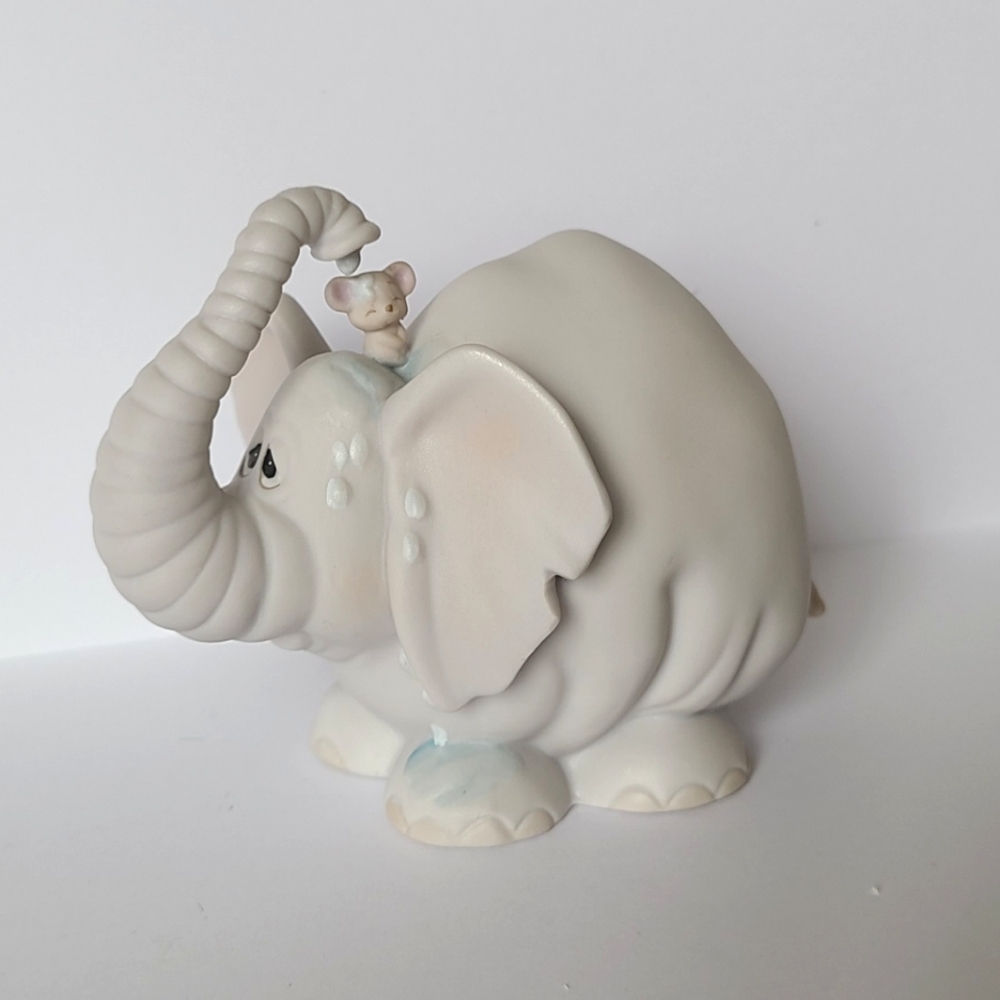 Vintage Precious Moments Showers Of Blessings Elephant Collectible Figurine